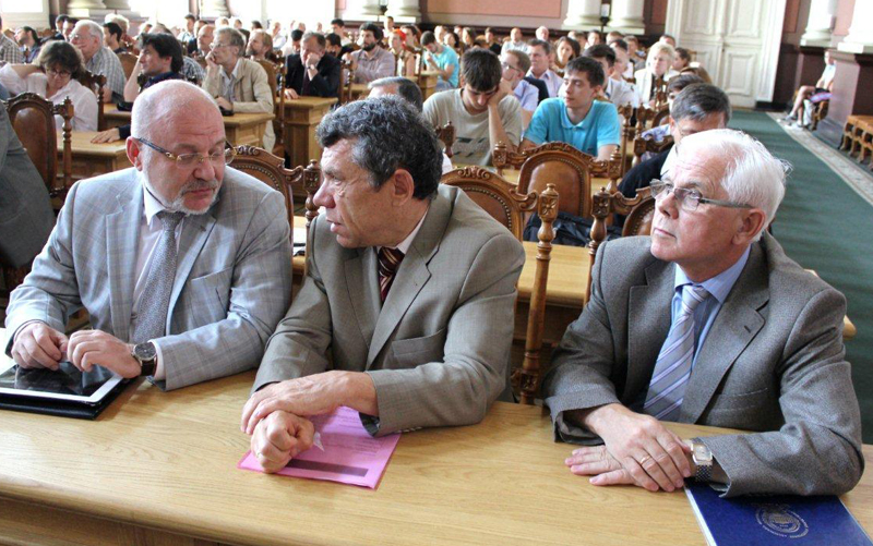 Зліва направо: Борис Гриньов, Зіновій Назарчук, Зорян Піх